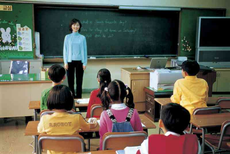 El esencialismo en el Aula