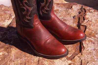 Tops Que Se Ven Bien Con Leggings & Botas De Vaquero