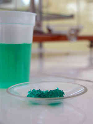 Cómo Calcular el PH de las Soluciones Tampón