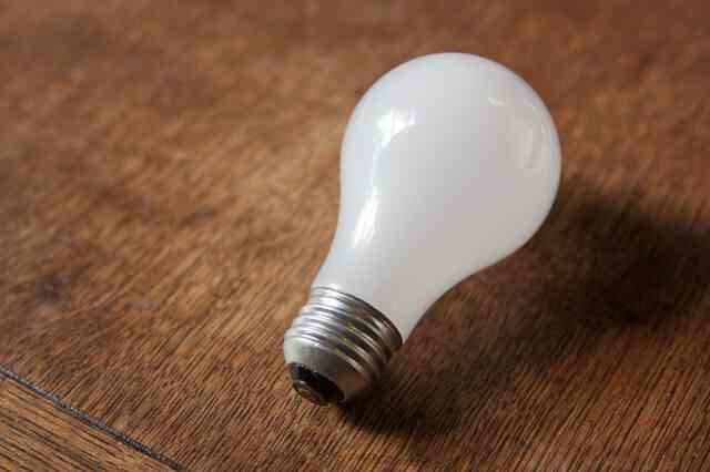 Partes de la Bombilla de Luz