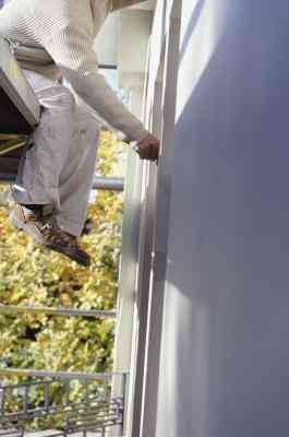 Cómo volver a pintar de Aluminio Marcos de las ventanas
