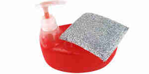 Hacer jabón de trastes: líquido de castilla, jabón en escamas, virutas de