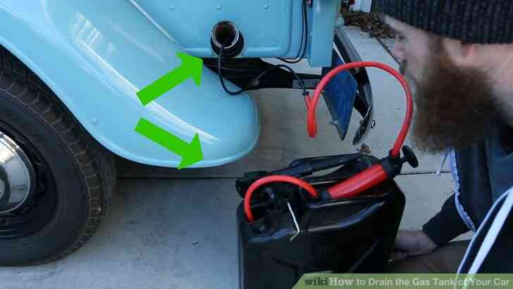 Cómo Drenar el Tanque de gasolina de Su Coche