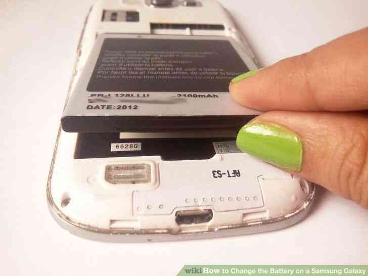 Imagen titulada Cambio de la Batería de un Samsung Galaxy Paso 6