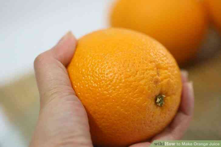 Imagen titulada Hacer Jugo de Naranja Paso 1