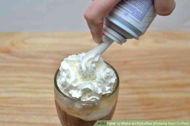 Imagen titulada Hacer un Eiskaffee (Cremoso Helado de Café) Paso 5