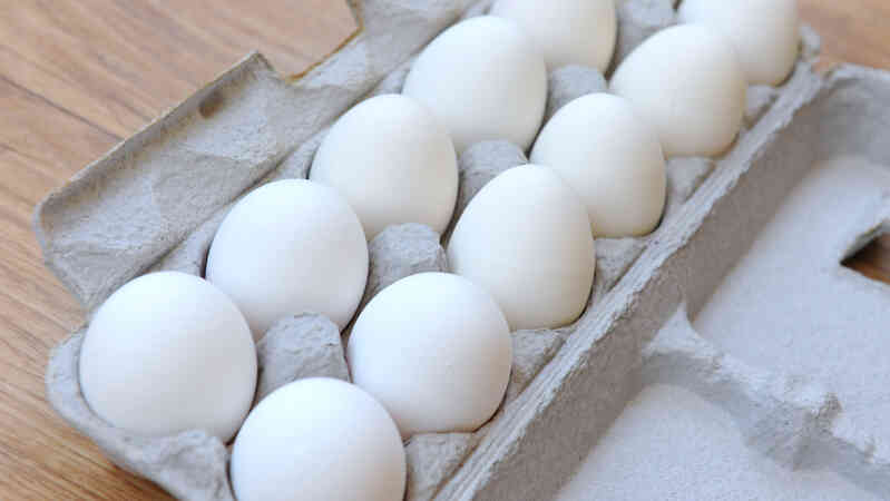 Cómo Comprobar si los Huevos Son Recordó