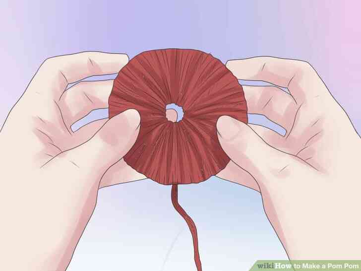 Imagen titulada Hacer un Pom Pom Paso 3