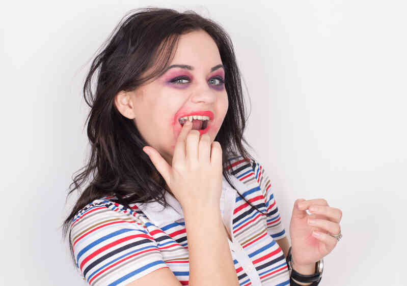 Cómo Hacer Maquillaje de Vampiro