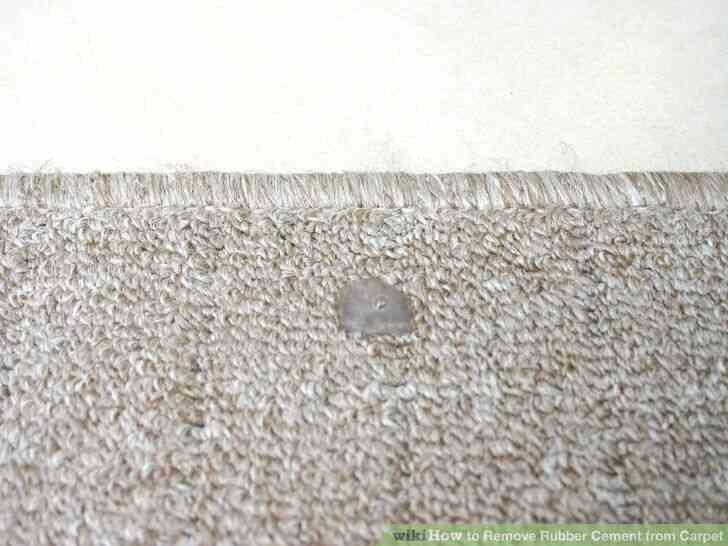 Cómo Quitar el Cemento de Caucho de la Alfombra