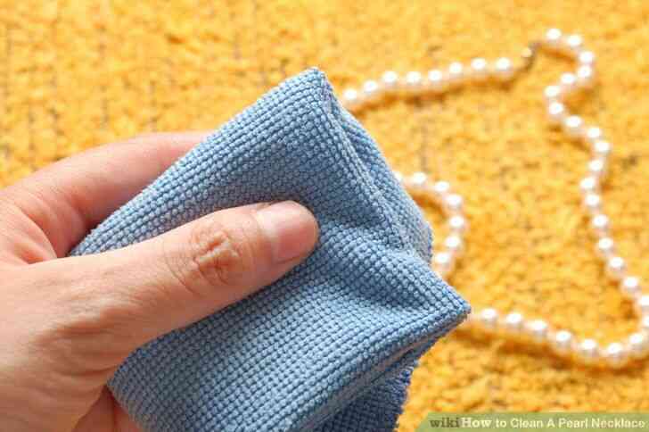 Imagen titulada Limpiar Un Collar de Perlas Paso 1