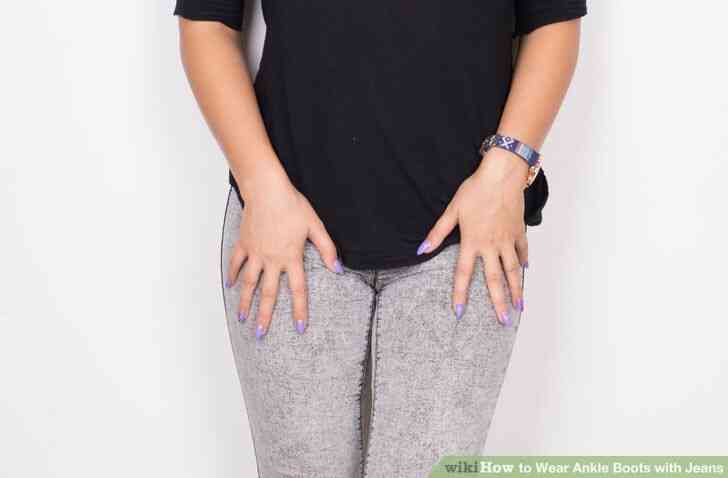 Imagen titulada Desgaste de Tobillo Botas con Jeans Paso 4