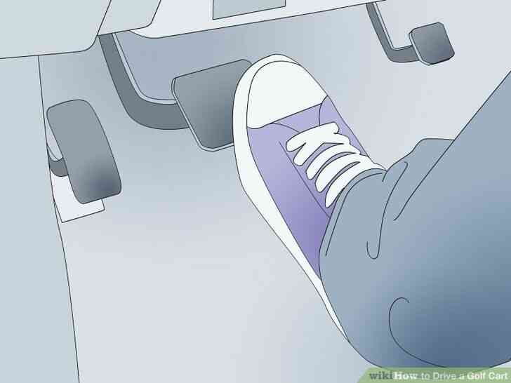 Imagen titulada Conducir un Carrito de Golf Paso 5